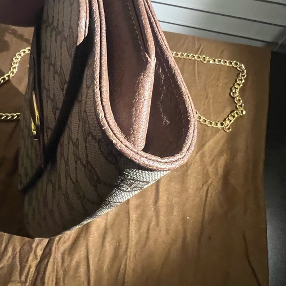 Gucci Vintage Clutch - Brown Leather, w/unbranded chain. Excellent Condition - Picture 6 of 14